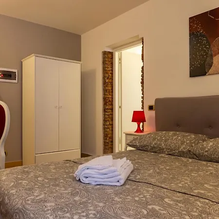 Mi Tu Apartments