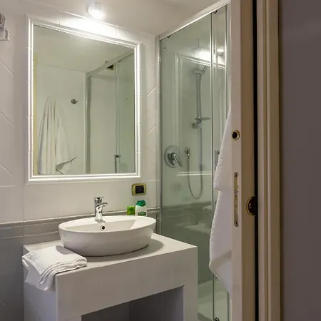 Mi Tu Apartments Guest house *