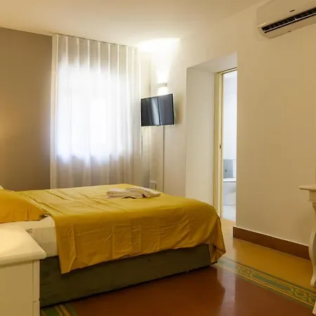 Mi Tu Apartments Guest house Catania