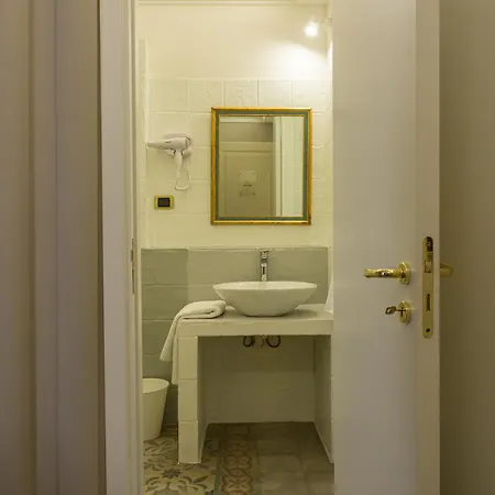 Mi Tu Apartments